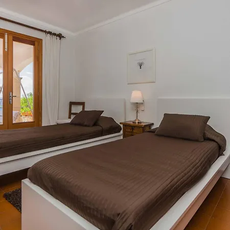 Torrens Villa Alcanada